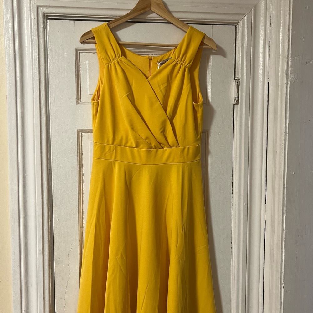 Grace Karin Yellow Sleeveless V-Neck Midi Dress